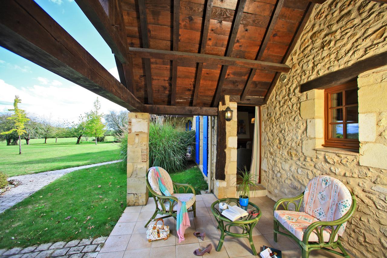 Отель Au Jardin Fleuri Bosset Номер фото